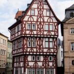 Die Löwenapotheke